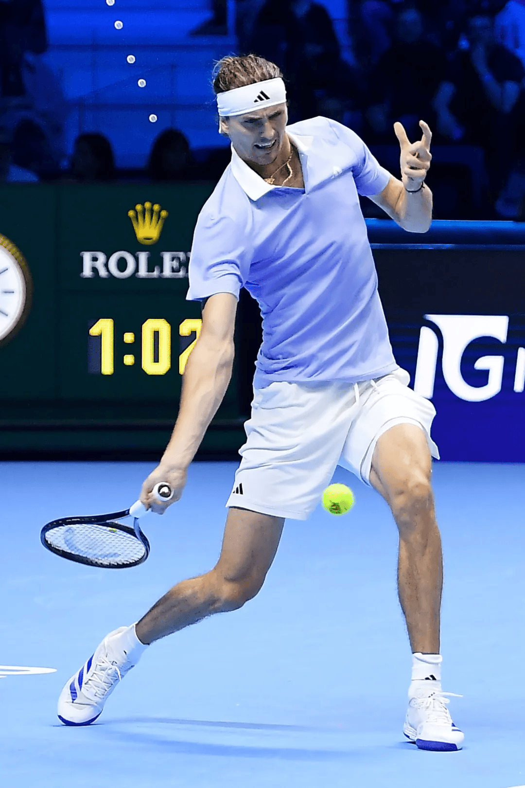 年终总决赛完胜戴维斯杯，兹维列夫关键制胜