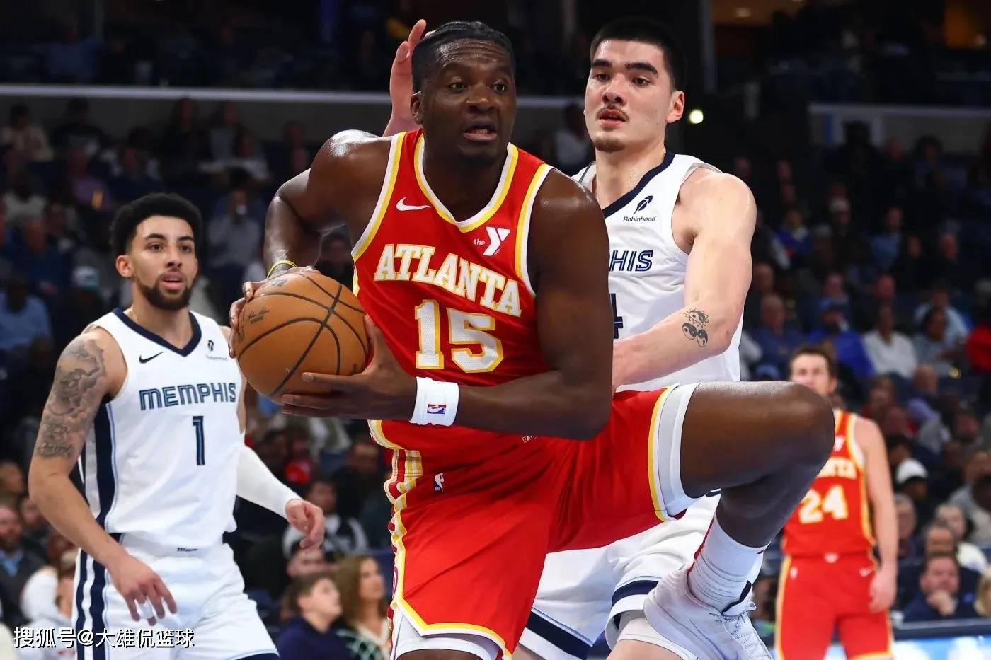 灰熊翻盘猛龙,字母哥扛起全队 灰熊翻盘猛龙,字母哥扛起全队