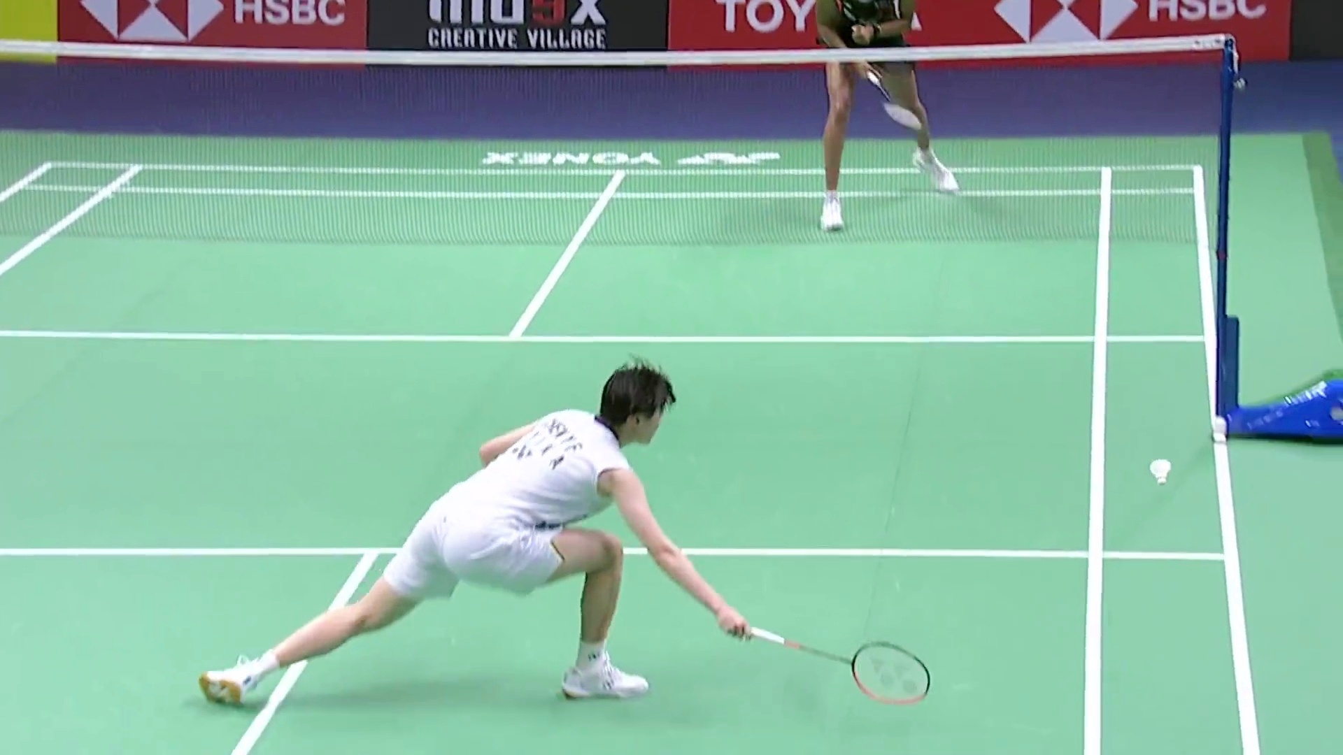 印度队轻取韩国队，黄鸭组合统治全场