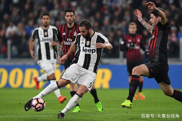 爱游戏入口-尤文碾压AC米兰，伊布统治全场