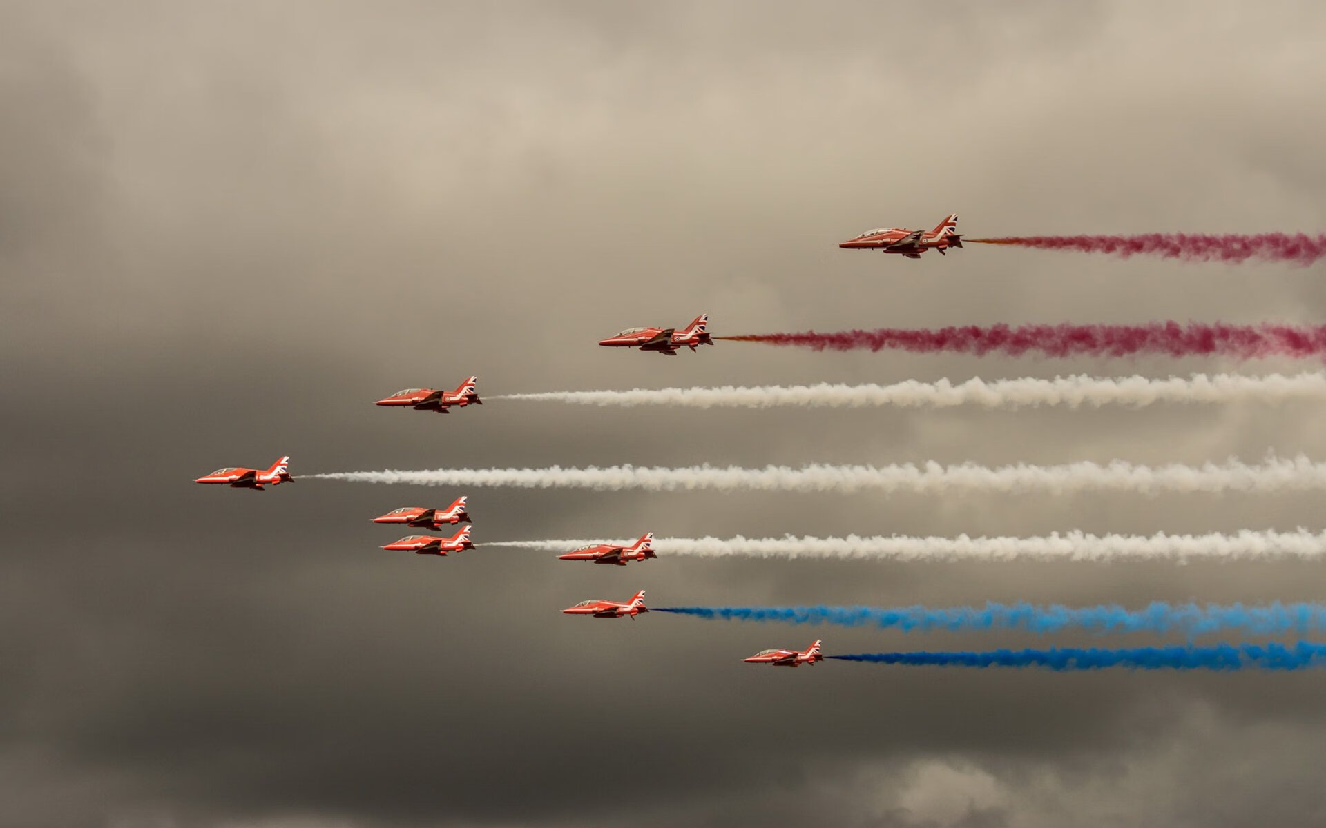 绝境中的新英雄，当范弗利特扛起独行侠的翻盘旗帜